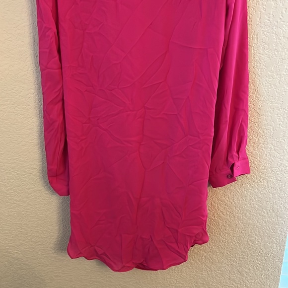 Krisa Drape Button Front Mini in Rosa - Picture 10 of 11